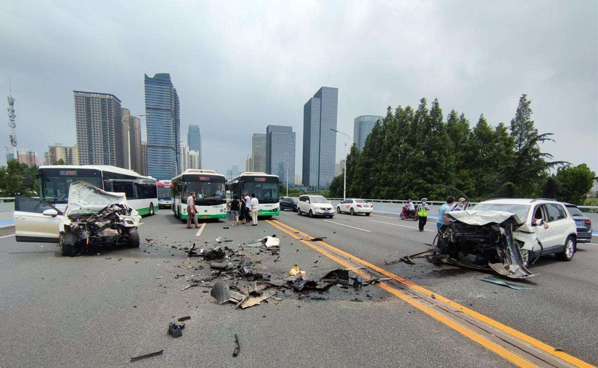 道路交通事故痕迹司法鉴定